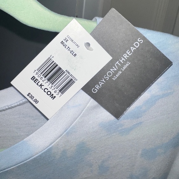 World Tour Tee - Picture 3 of 3